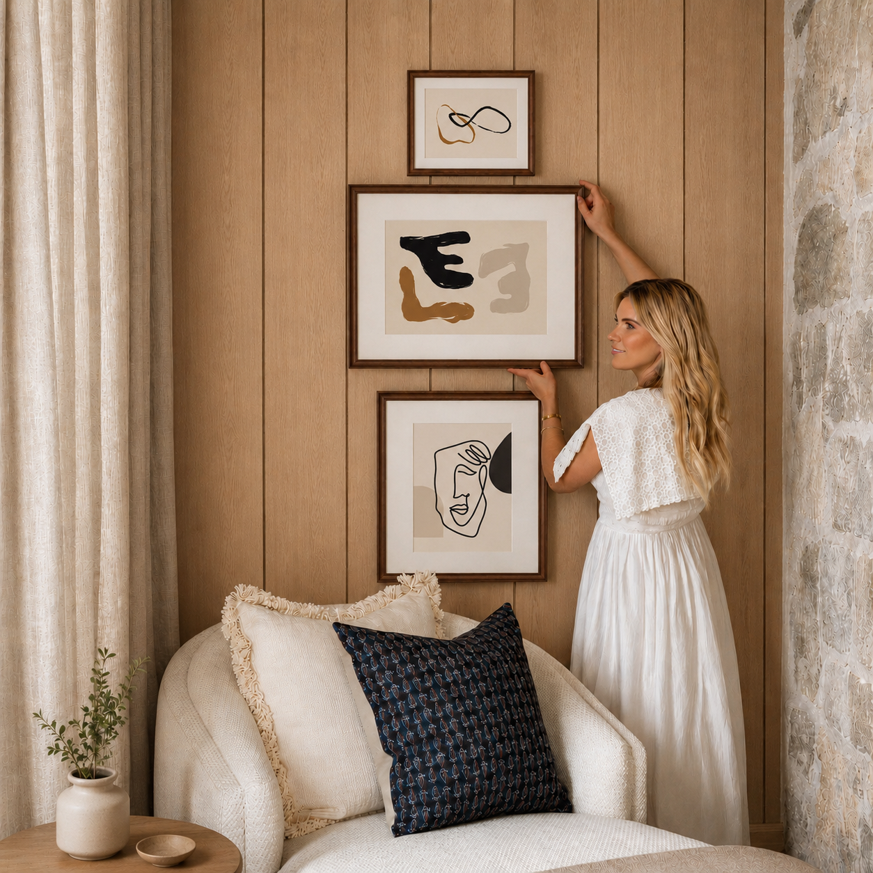 SETS & GALLERY WALL