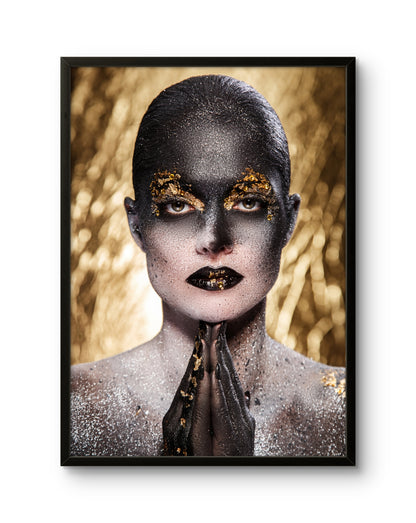 Golden Gaze Glitter Face