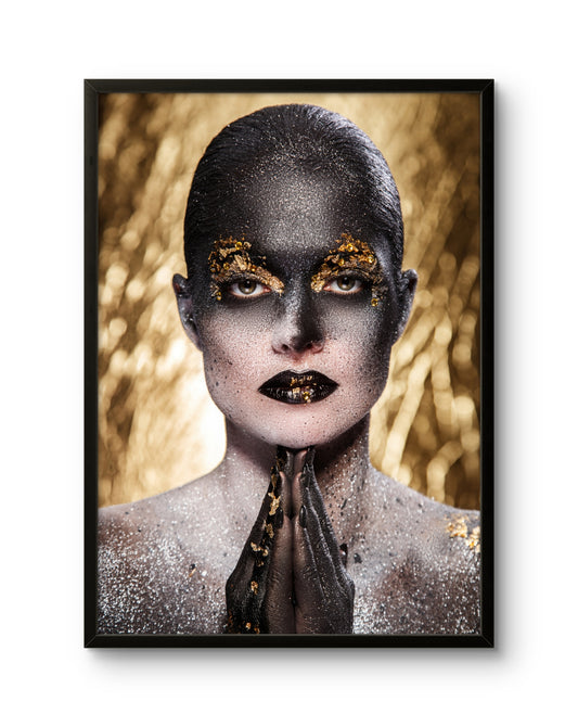 Golden Gaze Glitter Face